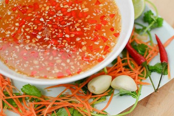 Nước chấm bánh xeo Nam Bộ